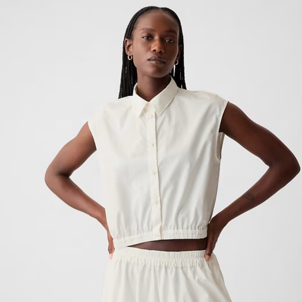 ISO Gap Poplin Cropped Shirt